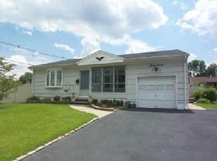 67 Fordham Pl, Colonia, NJ