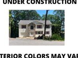 103 Daisy Ln, Tobyhanna, PA