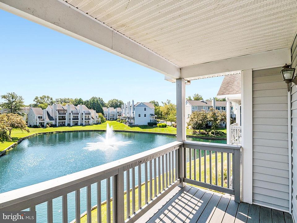 1st image of 312 Teal Ct #F