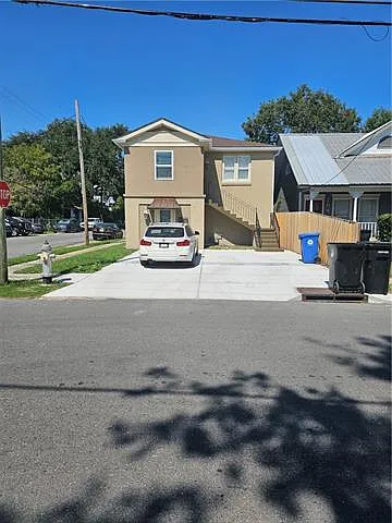 202 Cherokee St Photo 1
