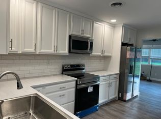 1823 S Streamline Dr, Virginia Beach, VA 23454