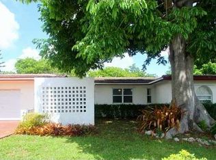 16604 SW 93rd Ct, Palmetto Bay, FL 33157