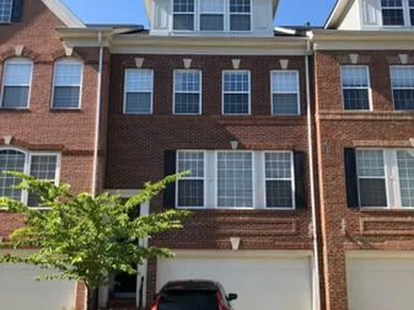 8070 Criaza Branch Ct, Vienna, VA 22182