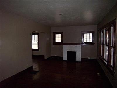 4th image of 222 Watervliet Ave