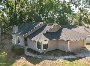 1487 E Classic Oak Rd, Jacksonville, FL 32225