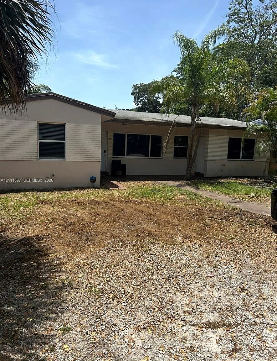 Hazelwood Acres — Photo 1