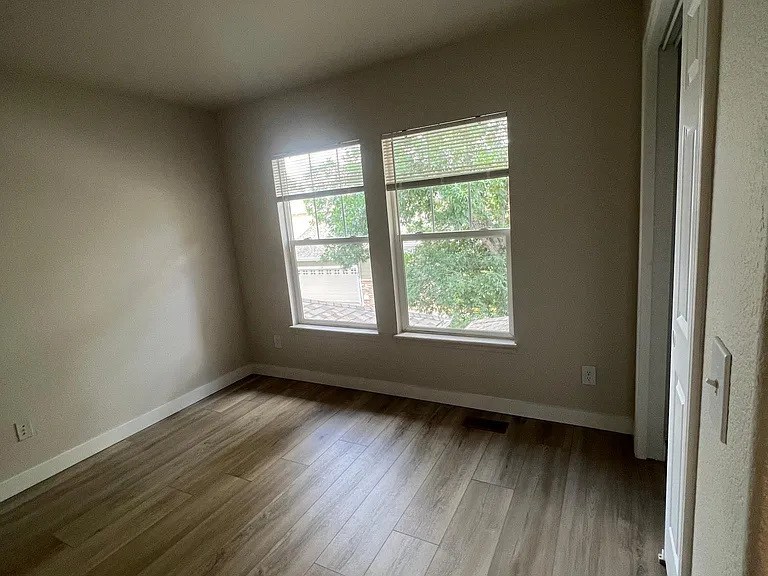 3000 112th Ave #109 — Photo 39