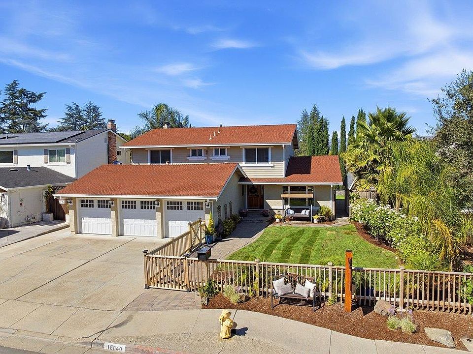 1st image of 15640 La Sierra Ct