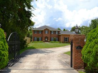 1879 Lakeshore Dr N, Fleming Island, FL 32003