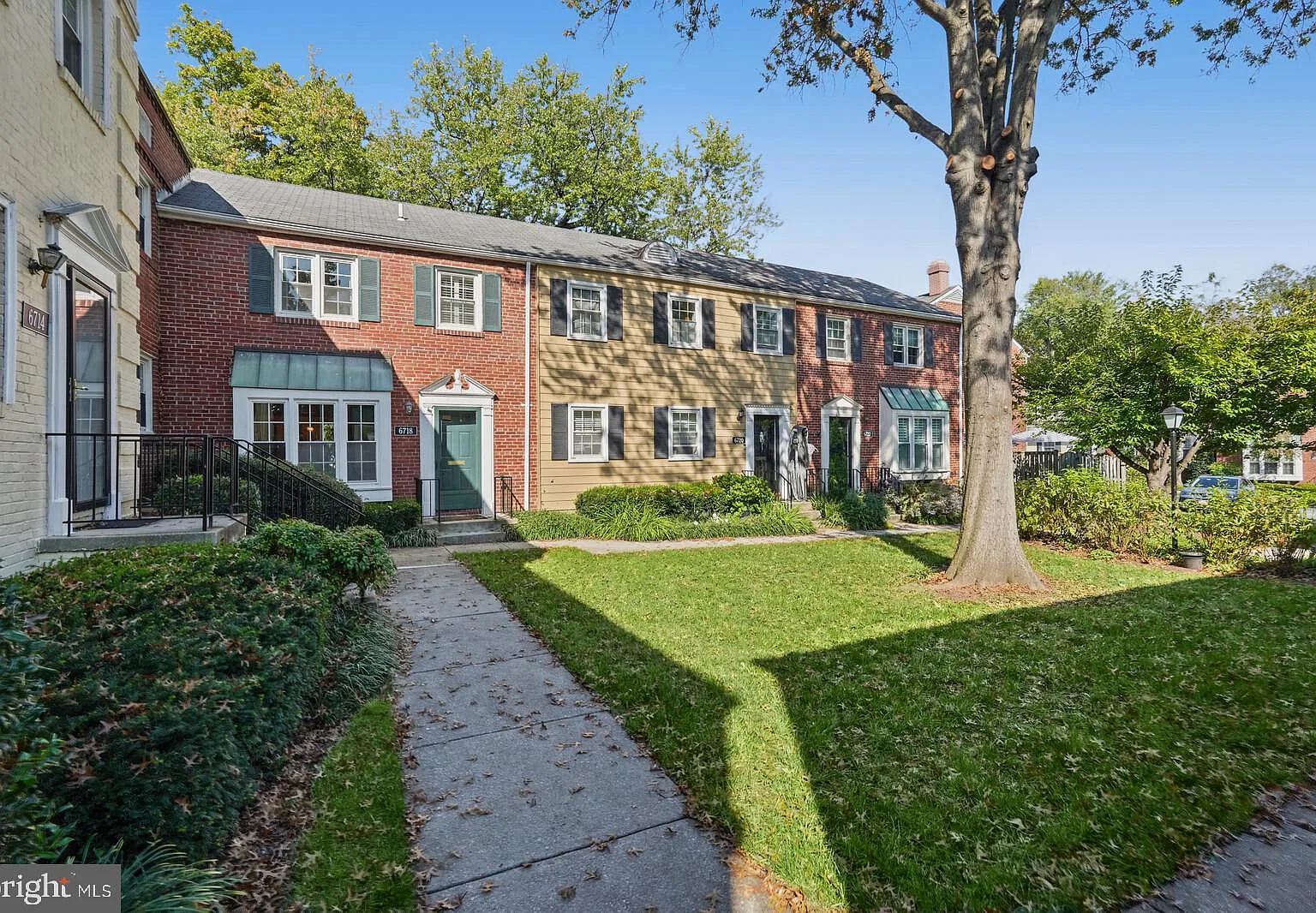 3 bed, 2.5 bath, 1164 sqft, $3,600 — Photo 3
