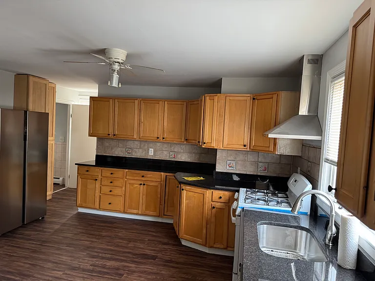 323 Concord St #1 — Photo 1