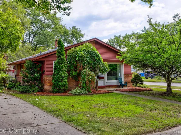 4247 Westlake St, Dearborn Heights, MI 48125
