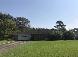 2309 Newton St, Orange, TX 77630