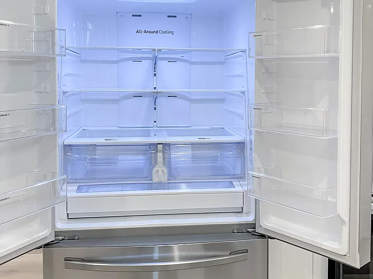 Large Kitchen Refrigerator#1 with Lower Freezer