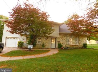 104 Forest Rd, Cherry Hill, NJ 08034