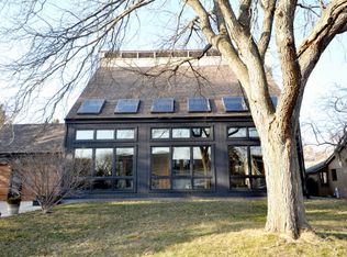 7532 S Nottingham Way, Franklin, WI 53132