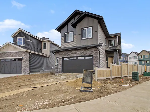 3287 Chernowski Way SW, Edmonton, AB T6W 4G4