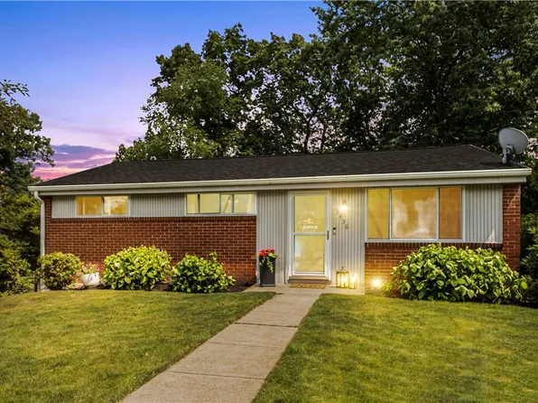 3436 E Stag Dr, Gibsonia, PA 15044