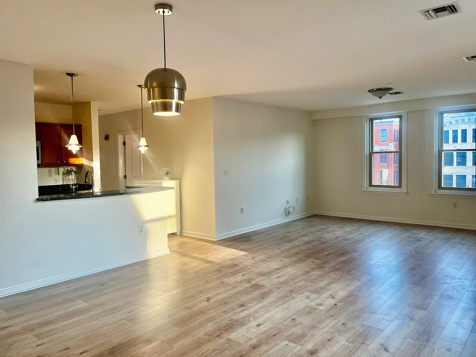 3 bed, 1522 sqft, $2,800 — Photo 1