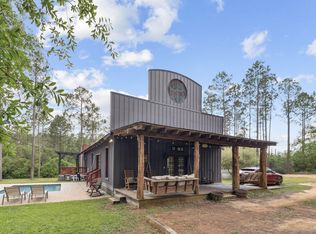 940 Chapel Rd E, Laurel Hill, FL 32567