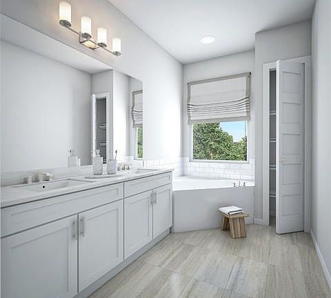 4th image of 4424 Benton Ln #2
