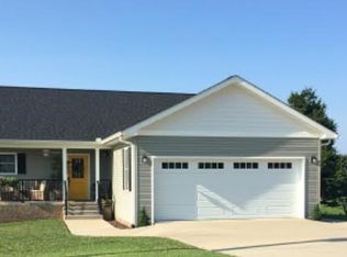 215 Drew Dr, Bean Station, TN 37708