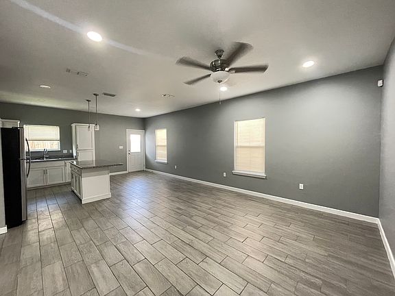 2nd image of 3416 Sahara Dr APT 2