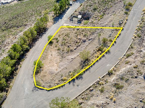 4th image of 17 Apache Crest Dr