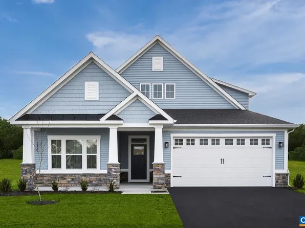 73 Mossy Rock Rd, Keswick, VA 22947
