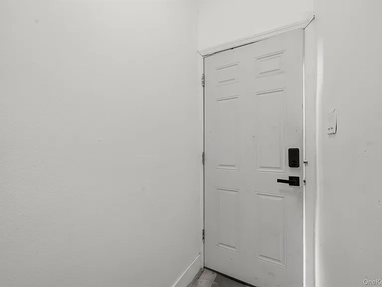 413 Liberty St — Photo 2