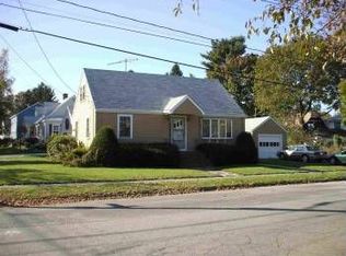 1 Seneca Rd, Peabody, MA 01960