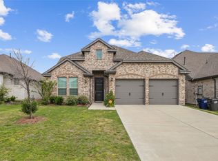 636 Cherry Hills Rd, Red Oak, TX 75154