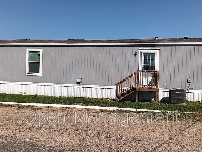 2501 Martin Luther King Blvd #800 — Photo 2