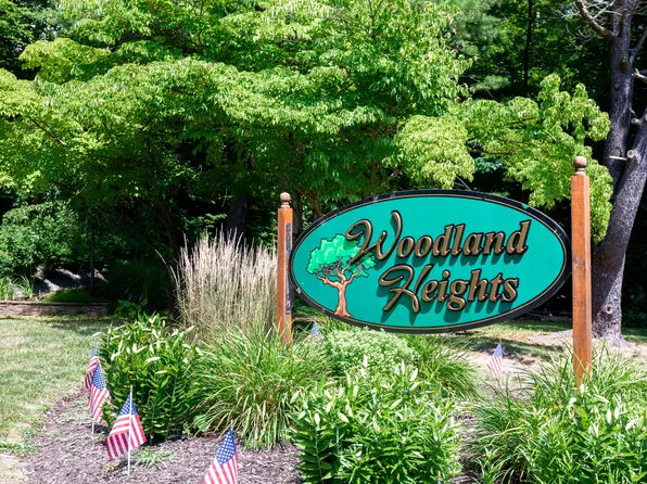 89 Woodland Drive, Cromwell, CT 06416