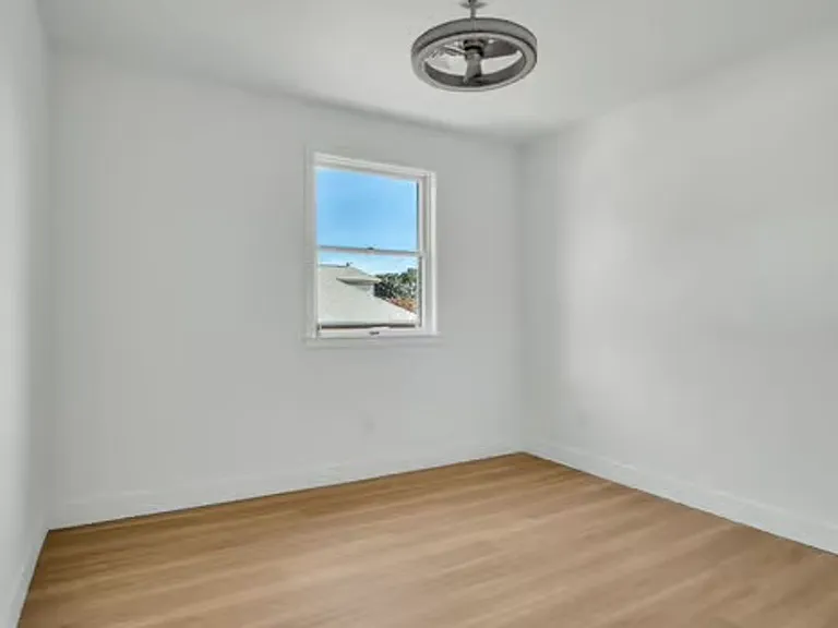 1309 N Bridge St — Photo 34