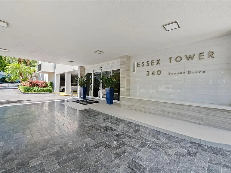 340 Sunset Dr #401 — Photo 21