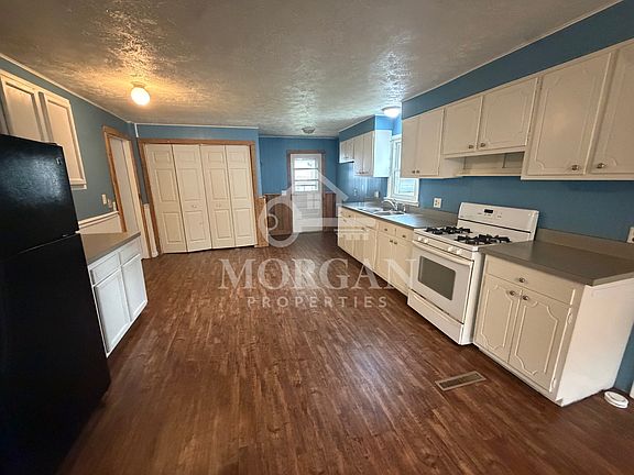 3rd image of 104 E Main Streetlower