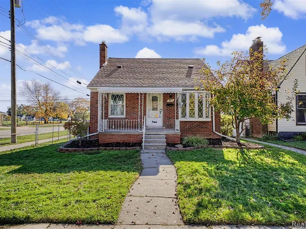 755 Moran Ave, Lincoln Park, MI 48146