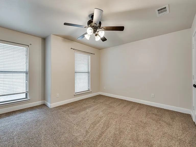 6901 Cattleman Dr — Photo 16