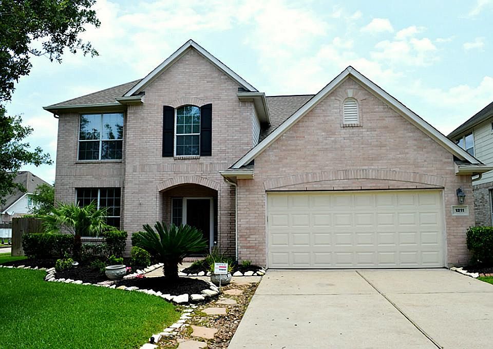 1st image of 1211 Ivory Meadow Ln