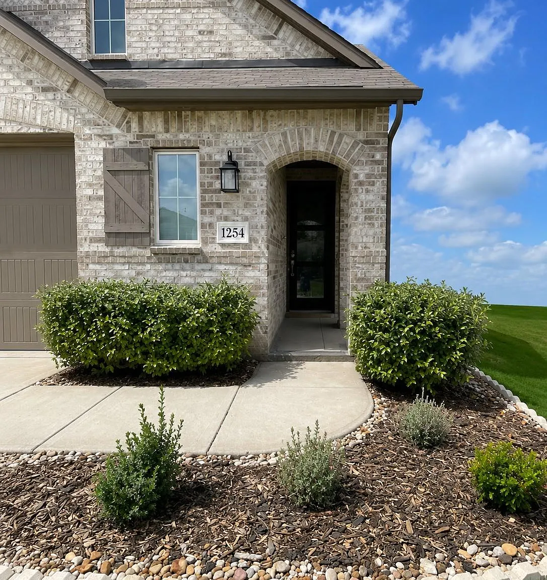 4 bed, 3.0 bath, 2268 sqft, $2,600 — Photo 3