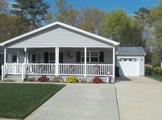 293 Pebble Beach Dr, Mays Landing, NJ 08330