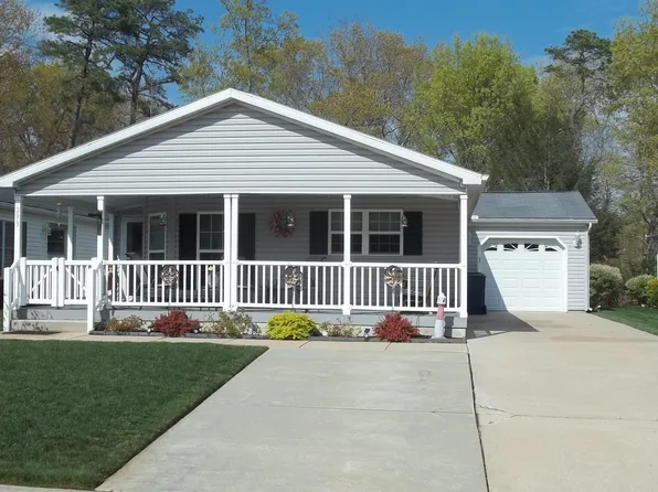 293 Pebble Beach Dr, Mays Landing, NJ 08330