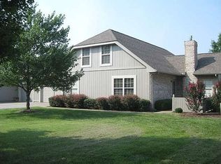 8205 River Park Way, Evansville, IN