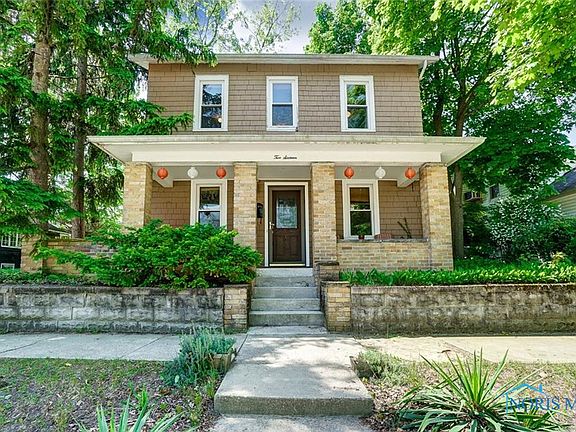 2nd image of 216 Palmer Ave