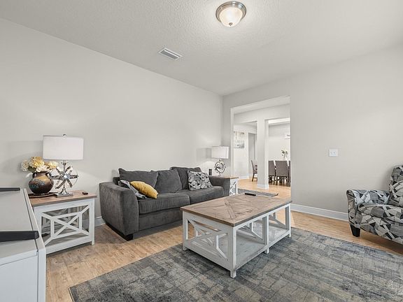 5th image of 3502 Moonstone Dr