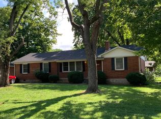 1226 Nahm Dr, Bowling Green, KY 42104
