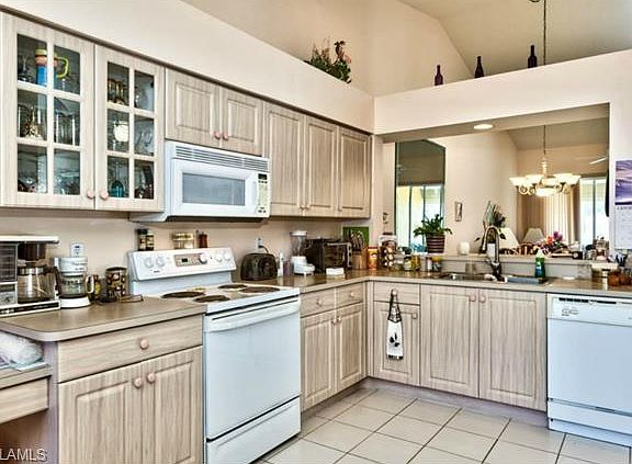 5th image of 5607 Greenwood Cir