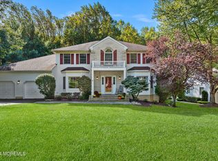 276 Nottingham Rd, Morganville, NJ 07751