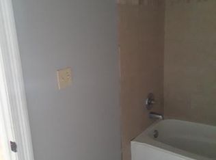 33 McKenzie Cir, Hattiesburg, MS 39402